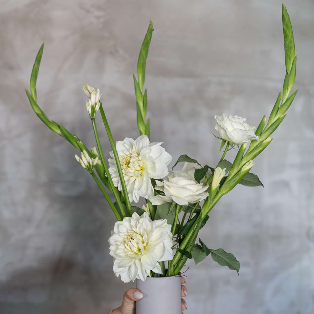 Glamour Queen Mother`s Day Bouquet
